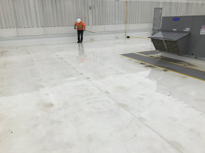 Photo of Charger Logistics flat roof in Woodstock, Ontario